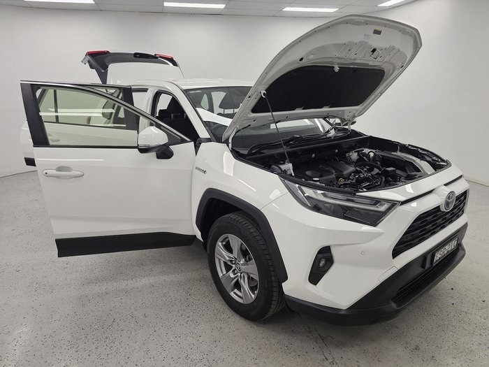 2022 Toyota RAV4 GX AXAH52R Glacier White