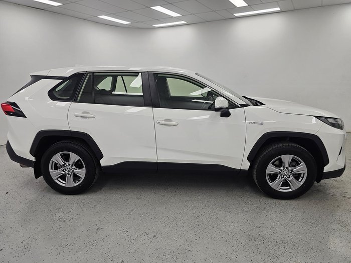 2022 Toyota RAV4 GX AXAH52R Glacier White