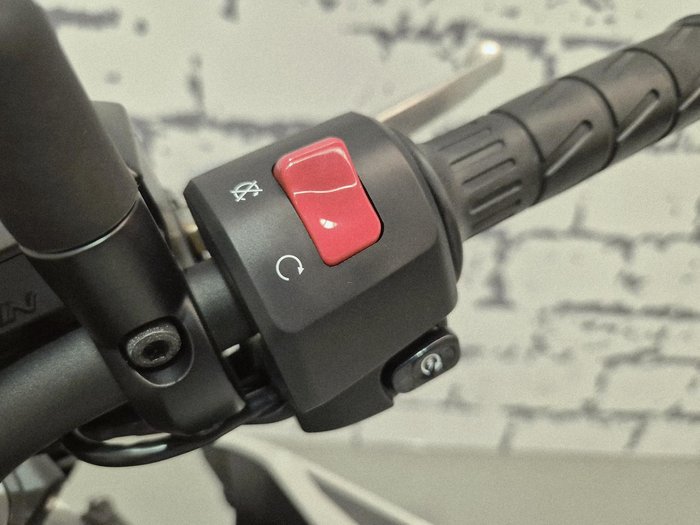 2022 Kawasaki Z900 (ZR900F) Z White