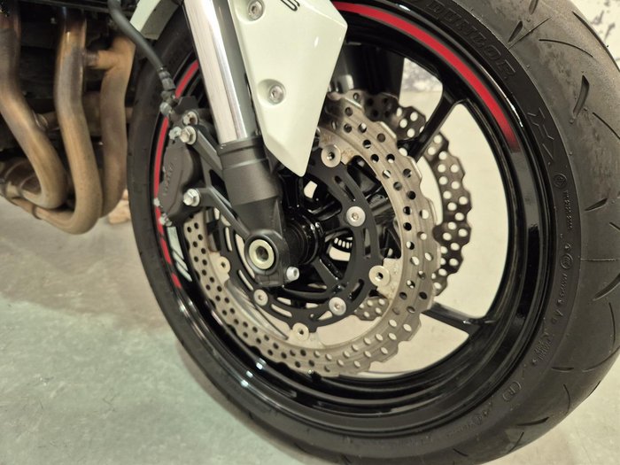 2022 Kawasaki Z900 (ZR900F) Z White