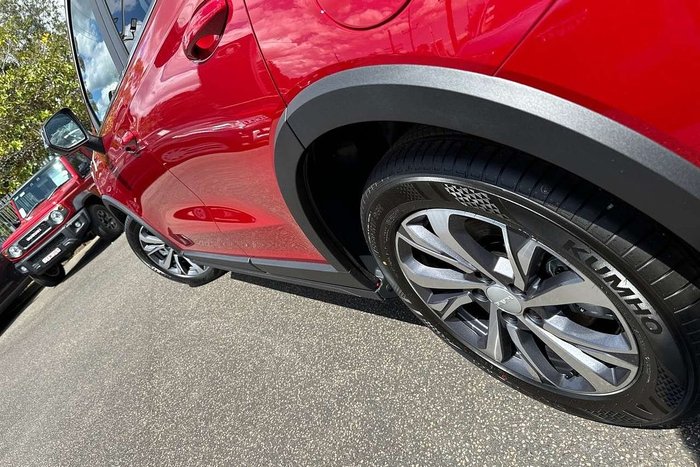 2025 GWM Haval Jolion Lux A01 Mars Red (1Y01)