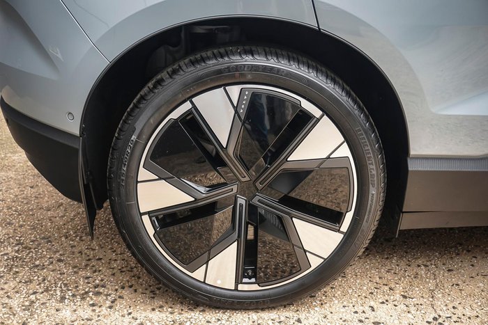 2024 Volvo EX30 Twin Motor Performance Ultra