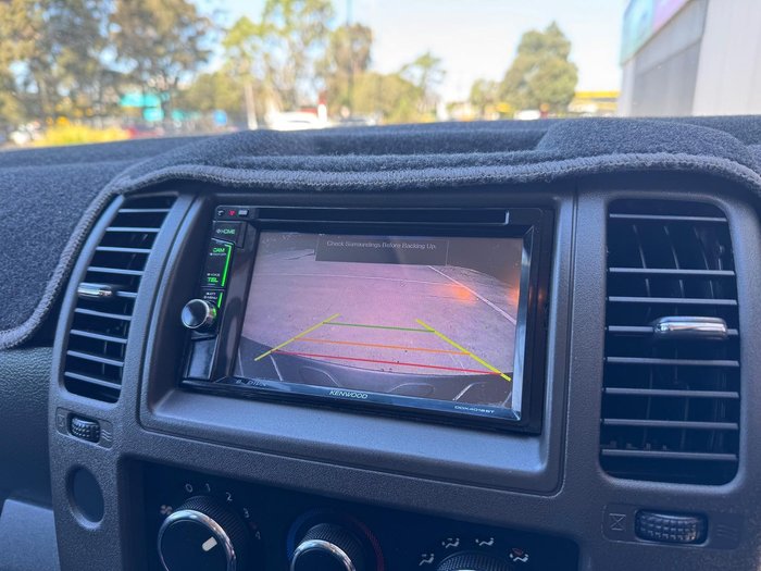 2014 Nissan Navara Silverline SE D40 Series 9 4X4 Dual Range Burning Red