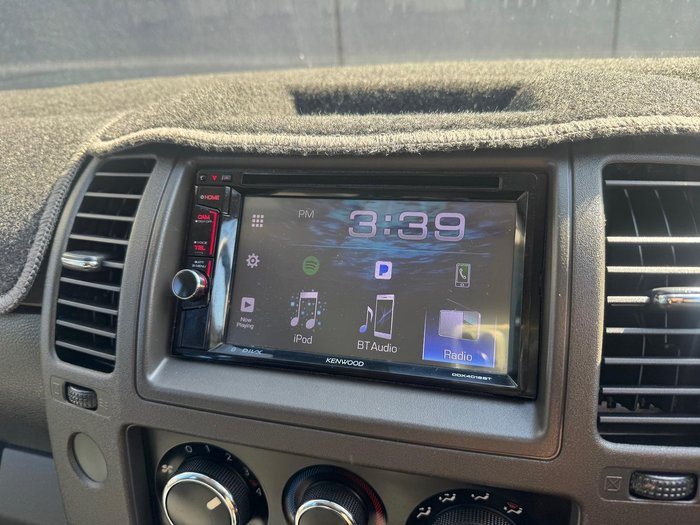 2014 Nissan Navara Silverline SE D40 Series 9 4X4 Dual Range Burning Red