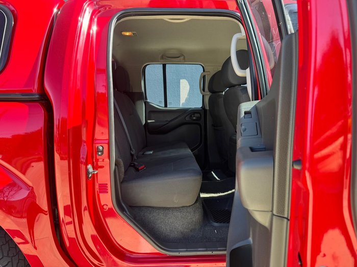 2014 Nissan Navara Silverline SE D40 Series 9 4X4 Dual Range Burning Red