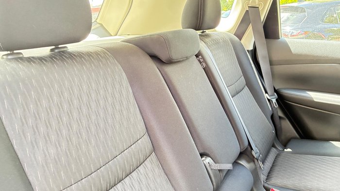 2019 Nissan X-TRAIL ST