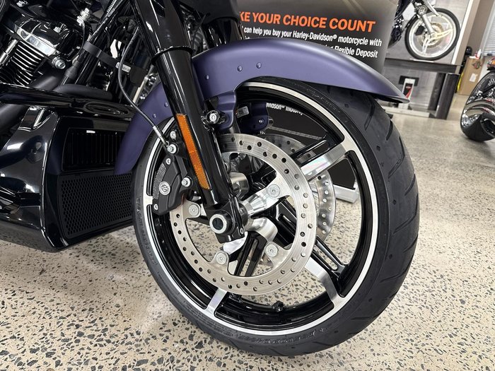 2025 Harley-Davidson Street Glide 117 (FLHX) Touring Purple