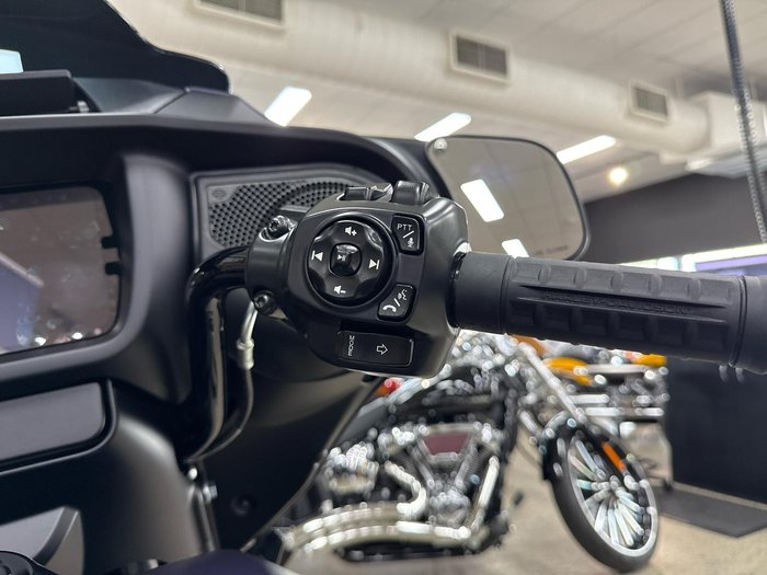 2025 Harley-Davidson Street Glide 117 (FLHX) Touring Purple