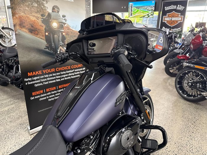 2025 Harley-Davidson Street Glide 117 (FLHX) Touring Purple