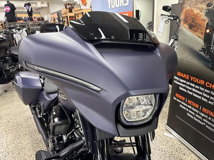 2025 Harley-Davidson Street Glide 117 (FLHX) Touring Purple
