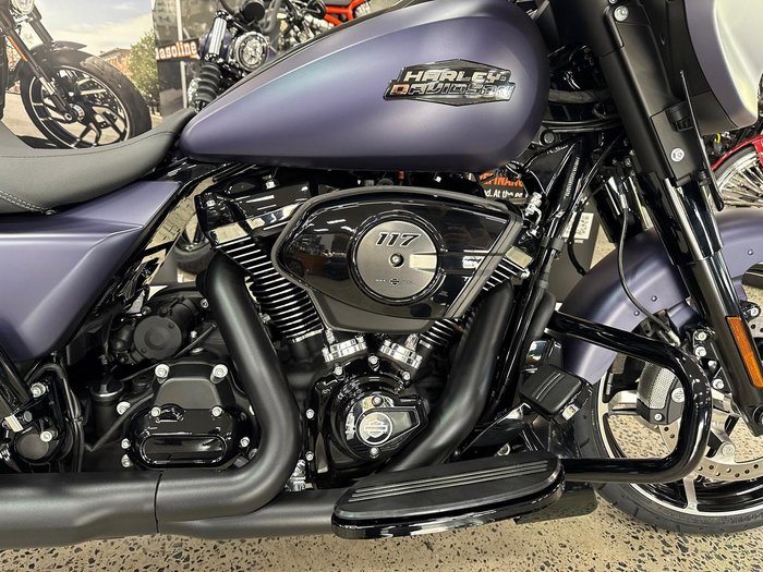 2025 Harley-Davidson Street Glide 117 (FLHX) Touring Purple