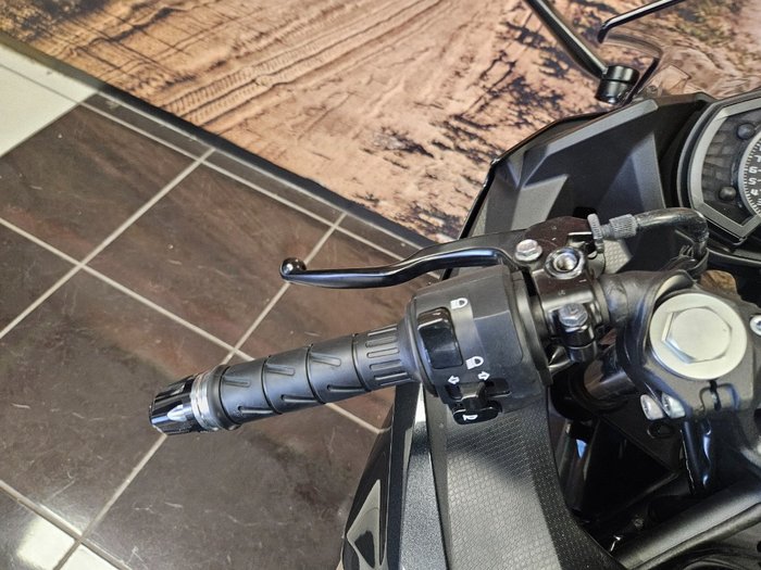 2022 Kawasaki NINJA 400 GREY