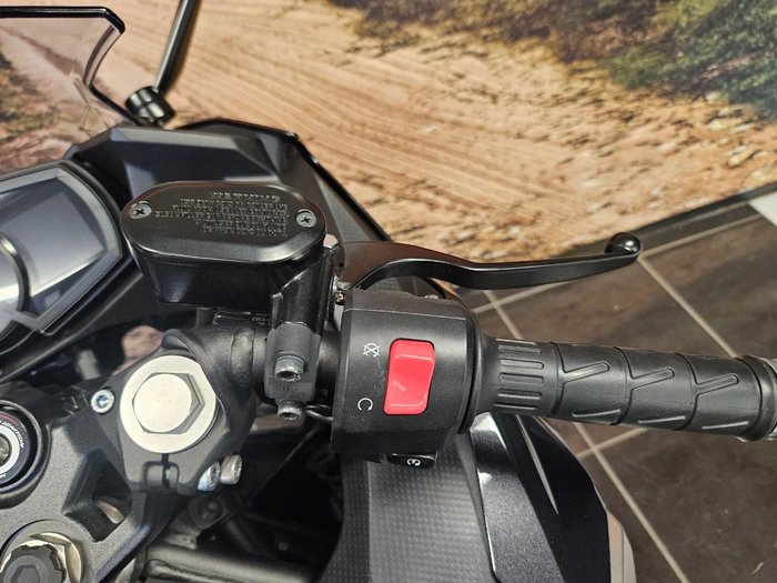 2022 Kawasaki NINJA 400 GREY