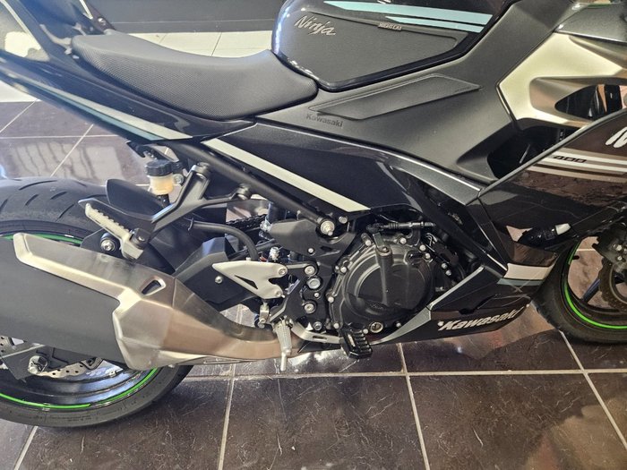 2022 Kawasaki NINJA 400 GREY