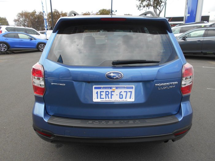 2014 Subaru Forester 2.5i Luxury