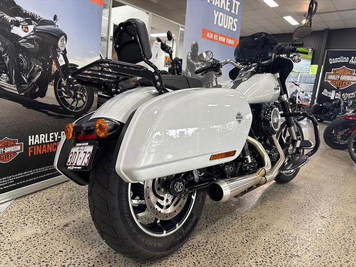 2021 Harley-Davidson Sport Glide 107 (FLSB) Softail White