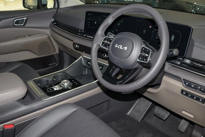 2025 Kia Carnival Sport+ HEV