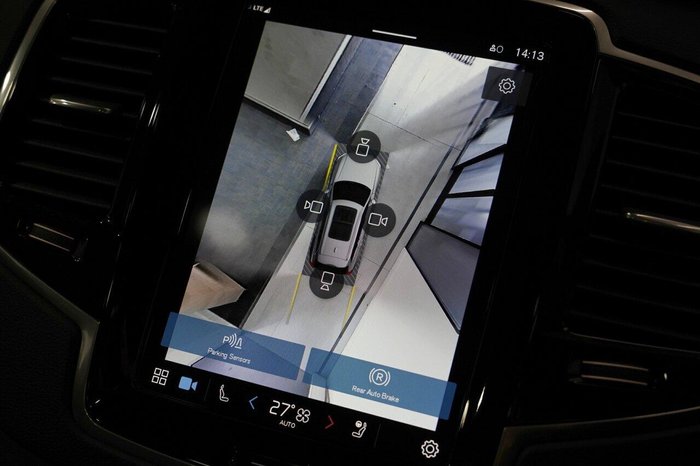 2023 Volvo XC90 Recharge Ultimate T8 Plug-In Hybrid