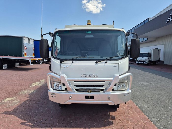 2020 Isuzu Nps75-155 Amt 4X4 Coach 18 Seat Bus