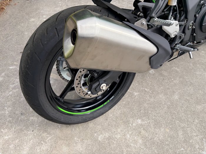 2024 Kawasaki NINJA 400 ZX-4RR KRT Green