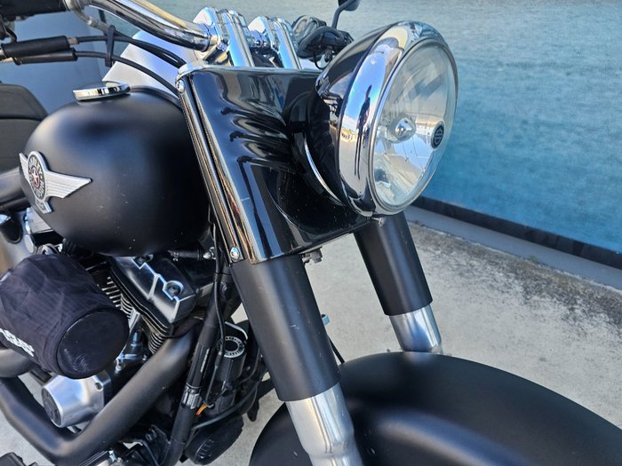 2011 HARLEY-DAVIDSON FLSTFB FAT BOY LO Black
