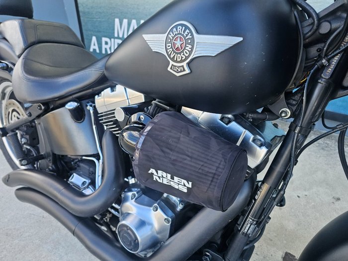 2011 HARLEY-DAVIDSON FLSTFB FAT BOY LO Black