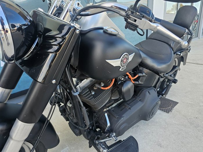 2011 HARLEY-DAVIDSON FLSTFB FAT BOY LO Black