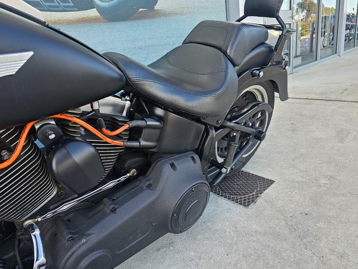 2011 HARLEY-DAVIDSON FLSTFB FAT BOY LO Black