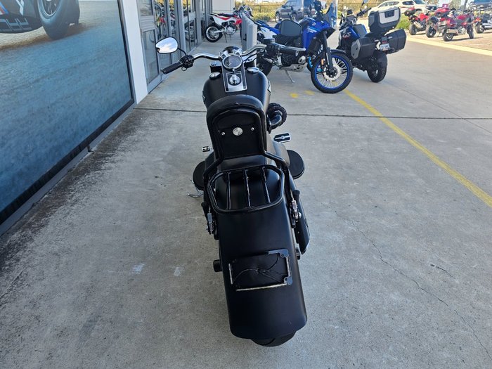 2011 HARLEY-DAVIDSON FLSTFB FAT BOY LO Black