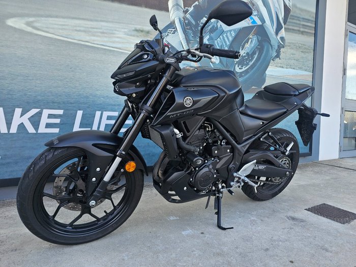 2023 Yamaha MT-03 (MT03LA) (ABS) Black