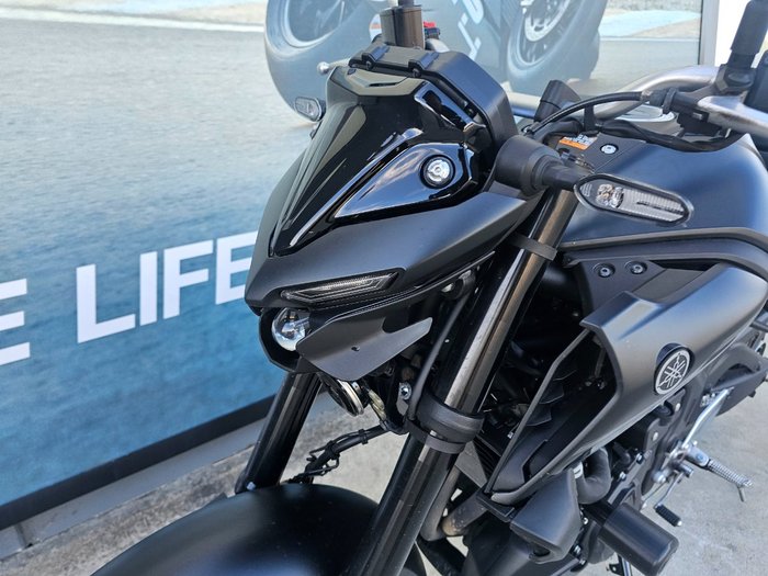 2023 Yamaha MT-03 (MT03LA) (ABS) Black