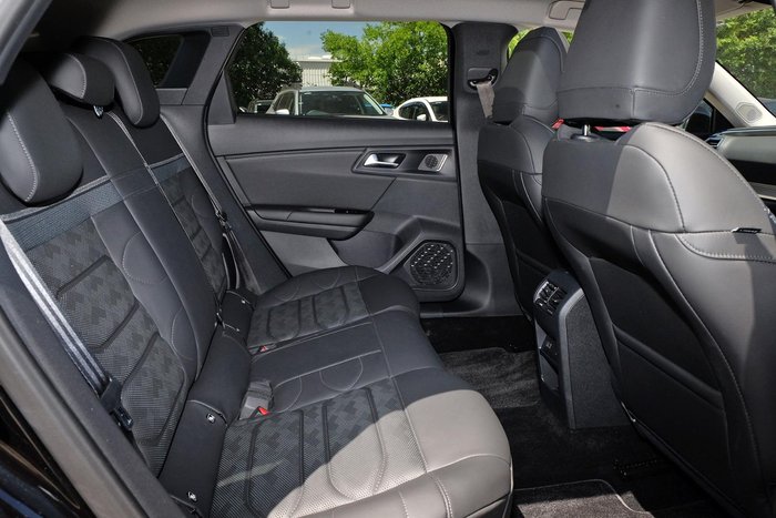 2023 Citroen C5 X Shine E43 MY23 Nera Black