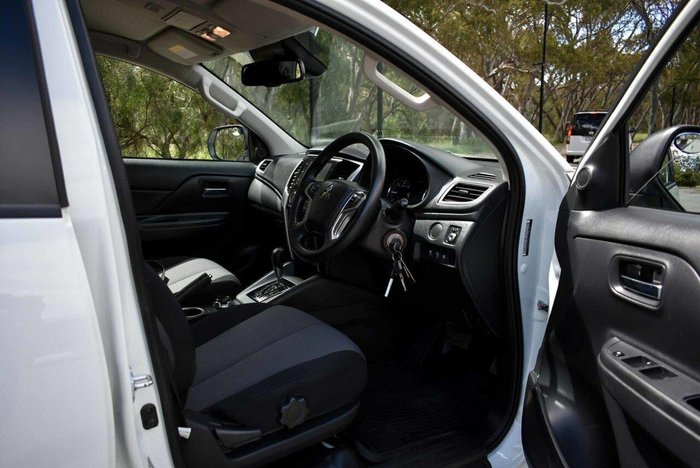 2023 Mitsubishi Triton GLX+