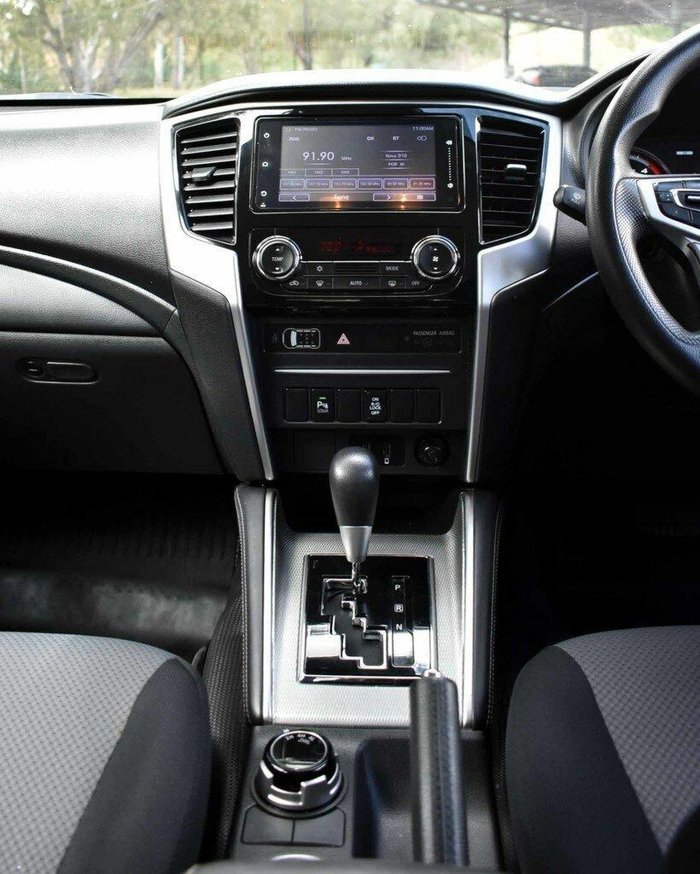 2023 Mitsubishi Triton GLX+