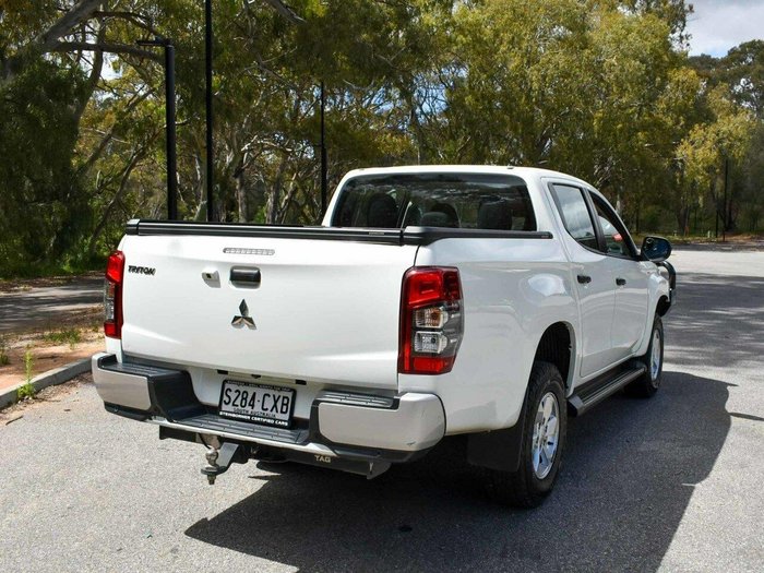 2023 Mitsubishi Triton GLX+