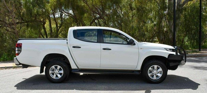 2023 Mitsubishi Triton GLX+