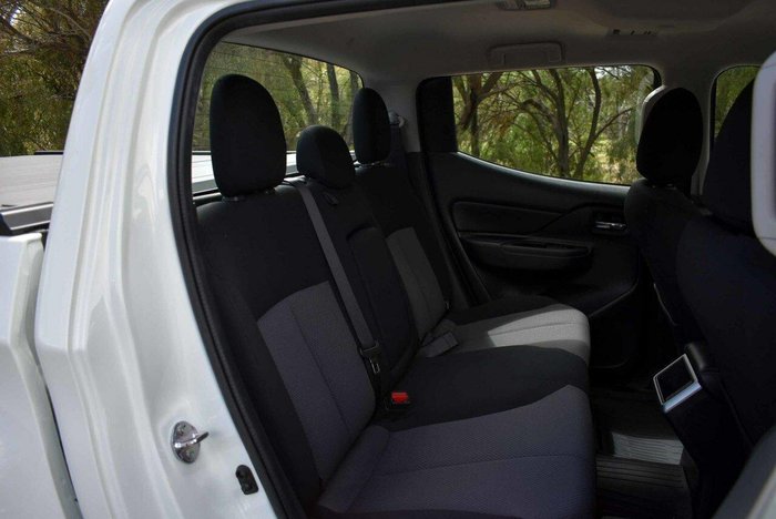 2023 Mitsubishi Triton GLX+