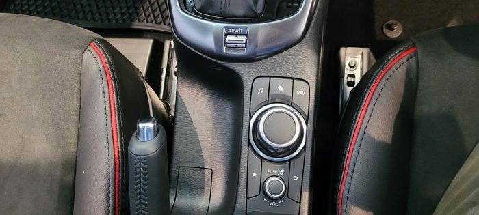 2025 Mazda 2 G15 GT