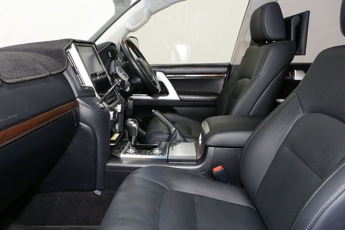 2019 Toyota Landcruiser Sahara