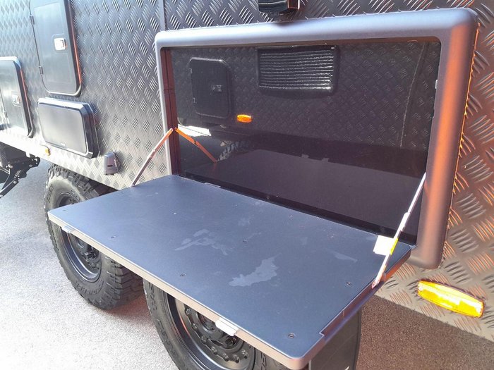 2025 Lotus Caravans Off Grid Og235sbd 23'5