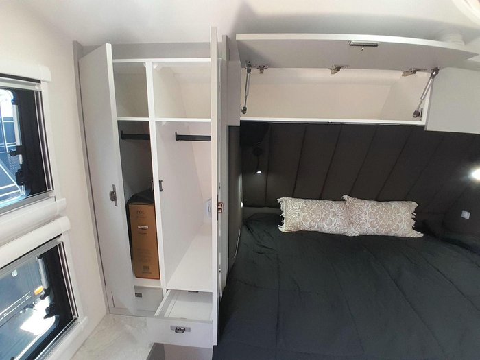 2025 Lotus Caravans Off Grid Og235sbd 23'5