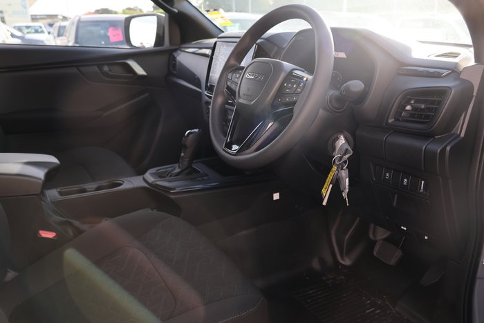 2025 Isuzu D-MAX X-RIDER