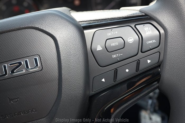 2025 Isuzu D-MAX X-RIDER