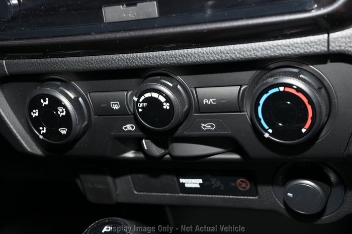 2025 Isuzu D-MAX X-RIDER