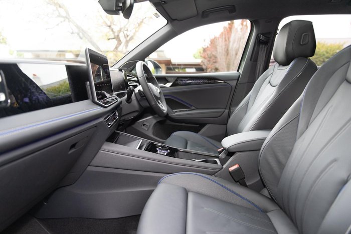 2025 Volkswagen Tiguan 195TSI R-Line