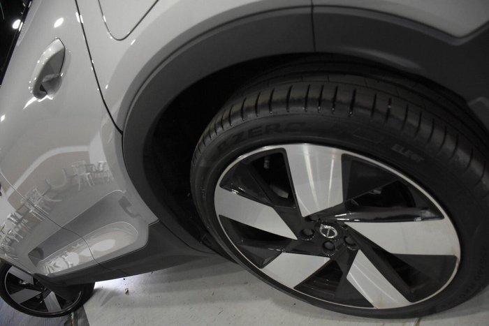 2024 Volvo C40 Recharge Twin