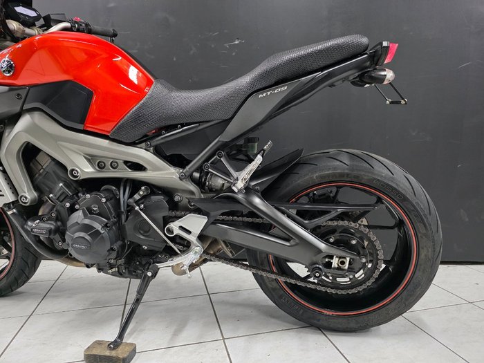 2015 Yamaha MT-09 Orange