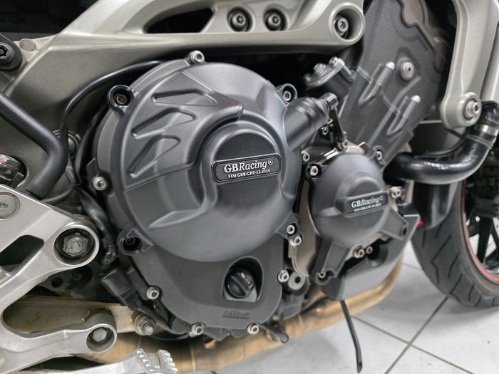 2015 Yamaha MT-09 Orange