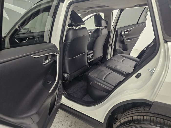 2021 Toyota RAV4 Cruiser AXAH52R Crystal Pearl