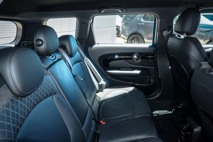 2021 MINI Clubman John Cooper Works Classic